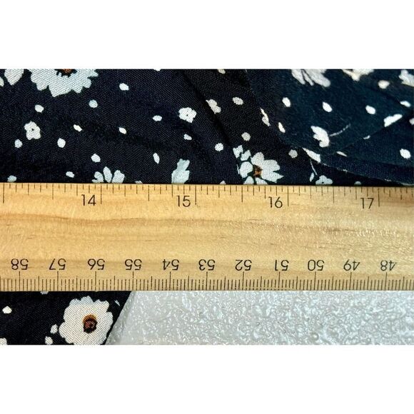 New Look Split Front Black & White Daisy Floral Midi Dress Women's Size 2 Petite - Picture 12 of 12